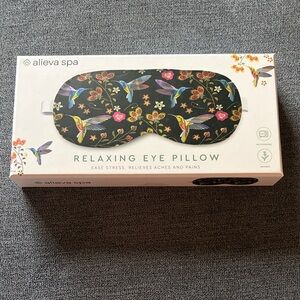 Relaxing Eye Pillow – Black Floral Hummingbird NEW IN BOX!